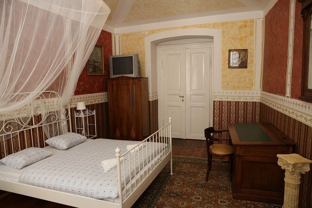 Hotel Old Time 3*
