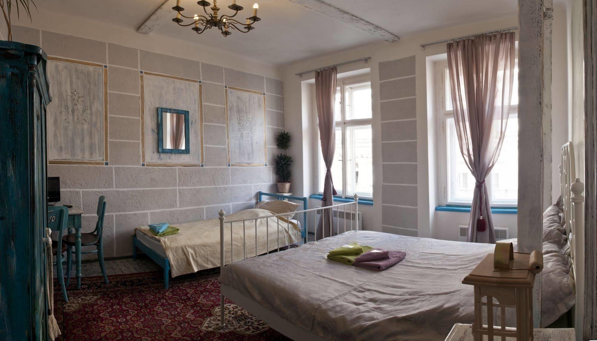 Hotel Old Time 3*