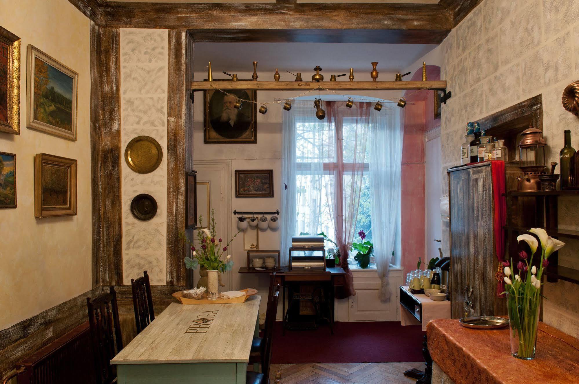 Old Time Hotel 3*